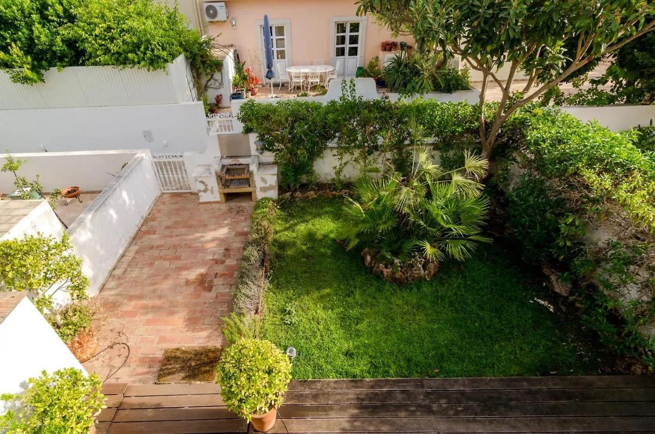 Charming House In Vilamoura With Shared Pool