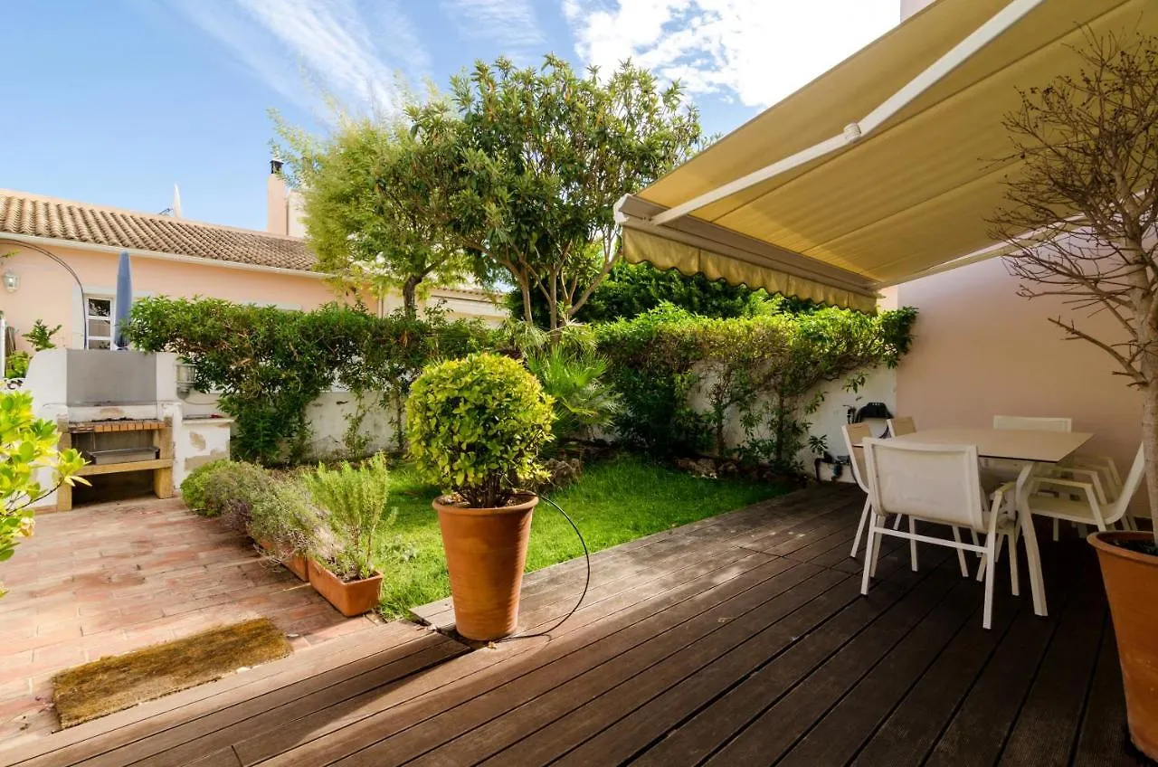 Charming House In Vilamoura With Shared Pool