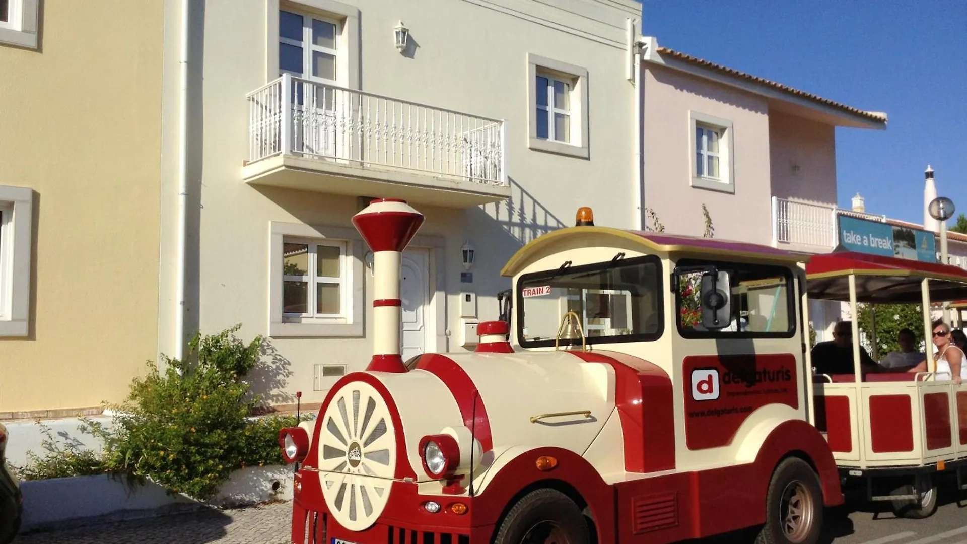 Holiday home Charming House In Vilamoura With Shared Pool