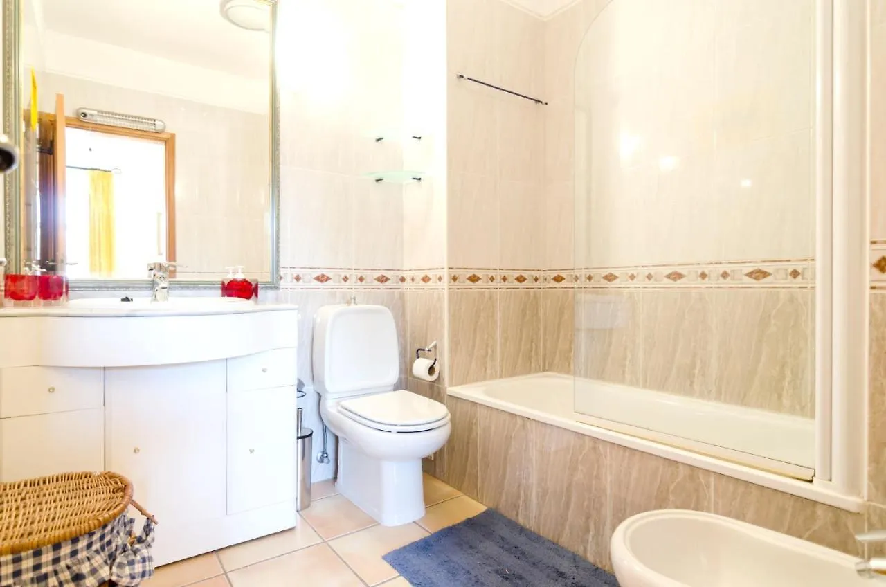 Charming House In Vilamoura With Shared Pool 0*,